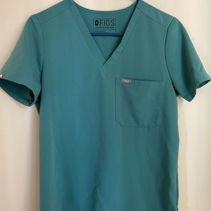 Figs Caterina Scrub Top in Marine Small